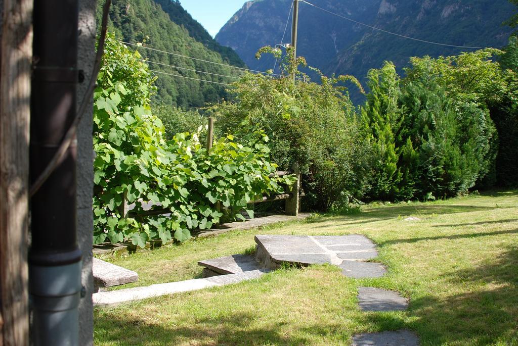 Casa Fontanella Villa Brione  Buitenkant foto